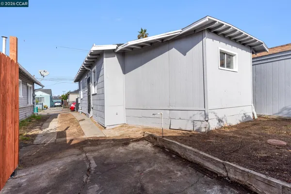 $368,900 | 2612 75th Avenue, Oakland, CA 94605
