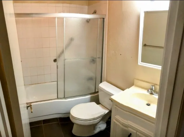 $1,500 | 17902 Strack Farm Road, Spring, TX 77379