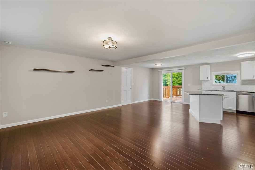 4270 Old Meadow Road Clay, NY 13041 - Photo 17 of 41 Gallery Image 17