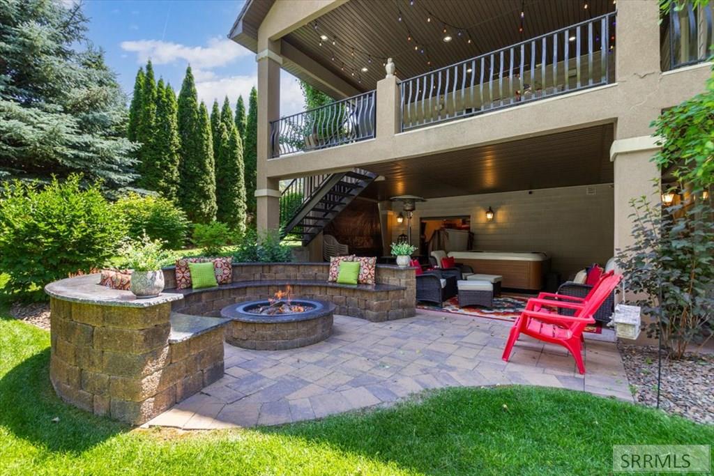 327 Talon Drive Rexburg, ID 83440 - Photo 38 of 45 Custom-Built Firepit with Granite Seating for 8-10
