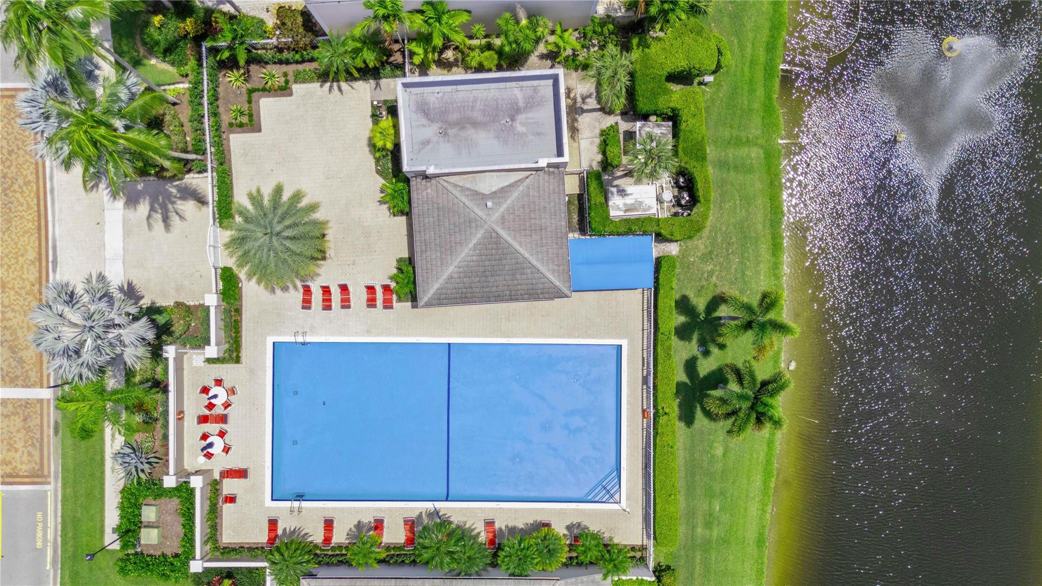7904 Travelers Tree Drive Boca Raton, FL 33433 - Photo 34 of 35 an aerial view of a house having yard