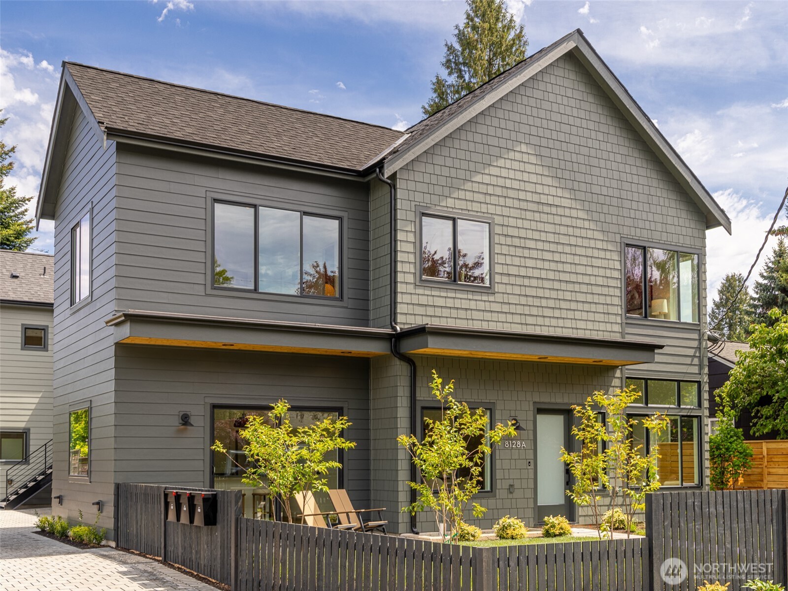 8128 12th Avenue Southwest, Unit A Seattle, WA 98106 - Photo 3 of 20