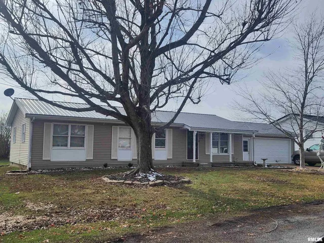 $159,900 | 904 South Sunset Drive, Pinckneyville, IL 62274