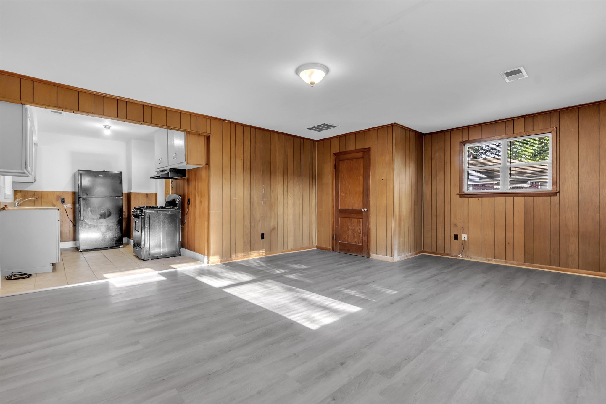 611 Waring Road Memphis, TN 38122 - Photo 6 of 23 Gallery Image 6