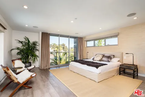 $3,750,000 | 406 Grand Boulevard, Venice, CA 90291