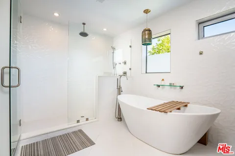 $3,750,000 | 406 Grand Boulevard, Venice, CA 90291