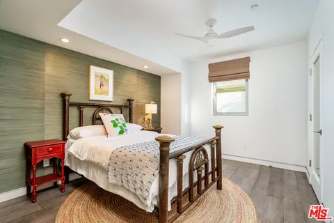 $3,750,000 | 406 Grand Boulevard, Venice, CA 90291