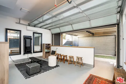 $3,750,000 | 406 Grand Boulevard, Venice, CA 90291