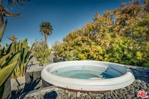 $3,750,000 | 406 Grand Boulevard, Venice, CA 90291