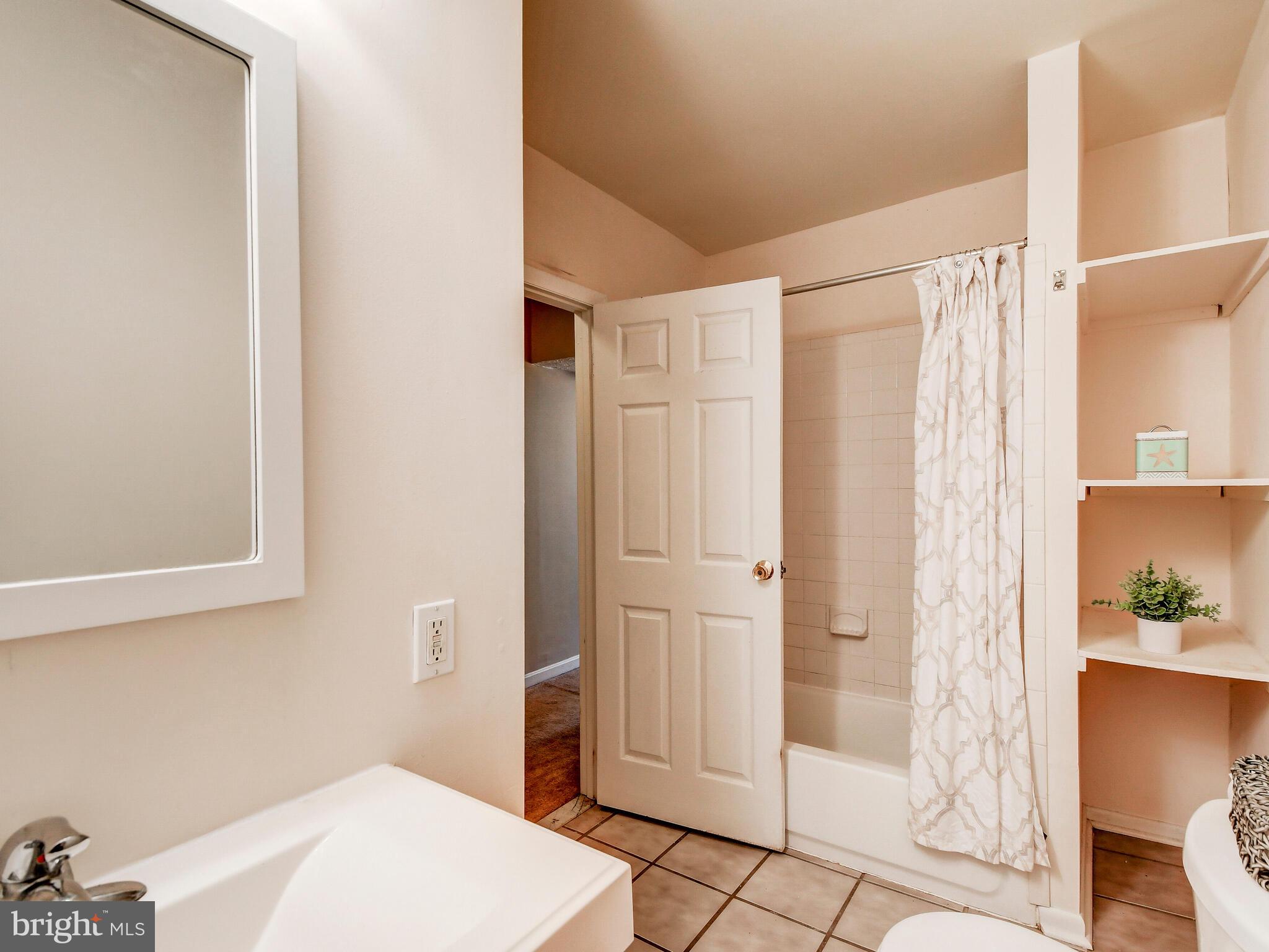 3990 Roland Avenue Baltimore, MD 21211 - Photo 18 of 29