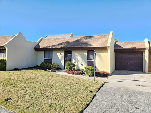 $1,775 | 499 Albee Farm Road, Unit V11, Venice, FL 34285