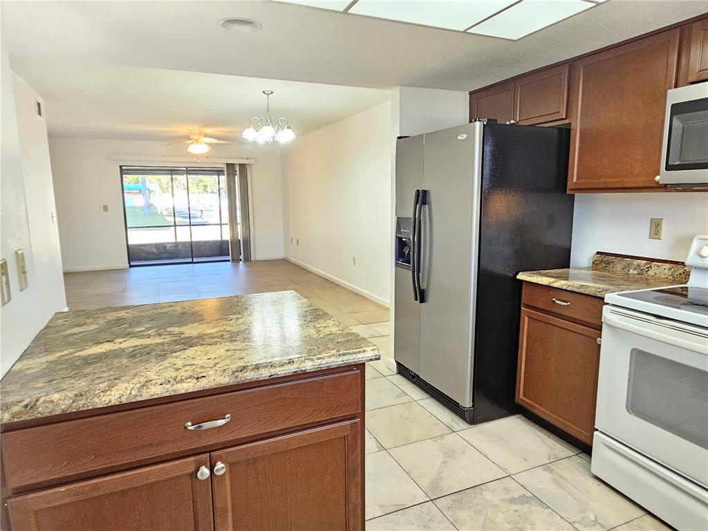 499 Albee Farm Road, Unit V11 Venice, FL 34285 - Photo 17 of 33