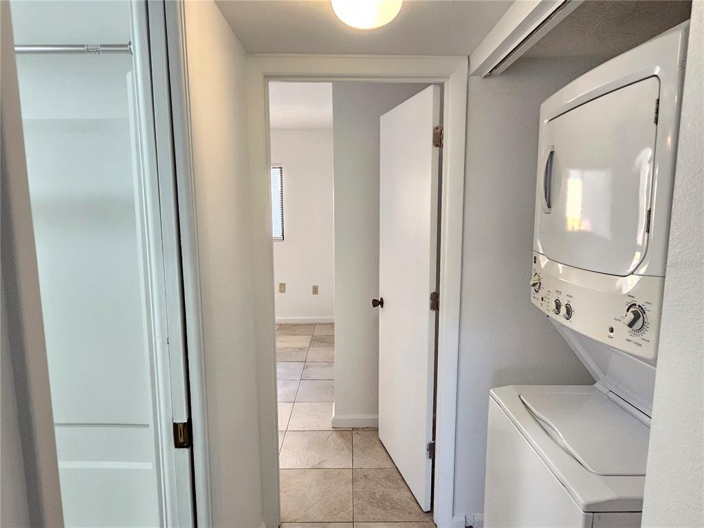 499 Albee Farm Road, Unit V11 Venice, FL 34285 - Photo 19 of 33