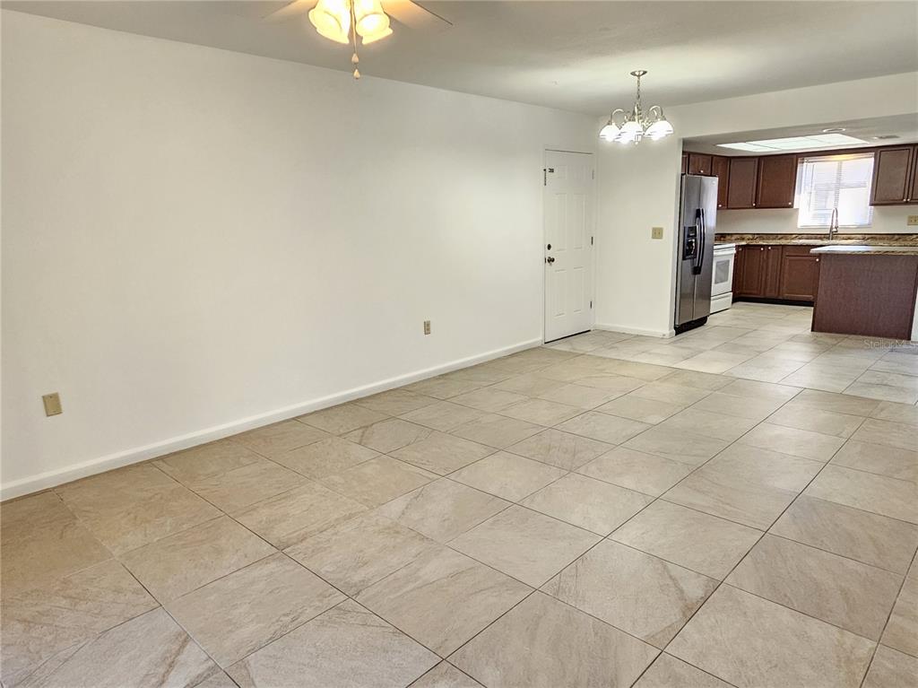 499 Albee Farm Road, Unit V11 Venice, FL 34285 - Photo 5 of 33