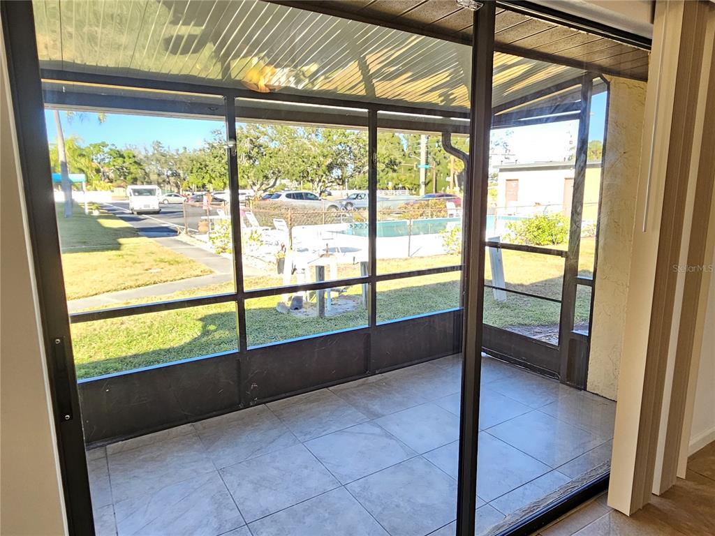 499 Albee Farm Road, Unit V11 Venice, FL 34285 - Photo 7 of 33