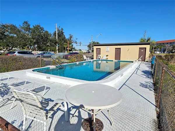 $1,775 | 499 Albee Farm Road, Unit V11, Venice, FL 34285