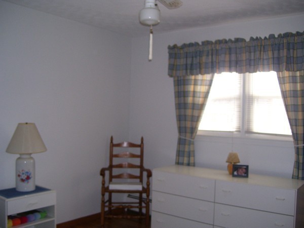 21 Michigan Road Worcester, MA 01606 - Photo 12 of 18 Gallery Image 12