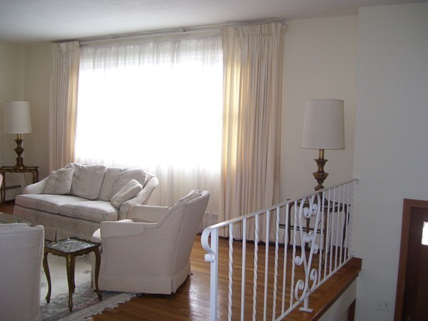 21 Michigan Road Worcester, MA 01606 - Photo 3 of 18 Gallery Image 3