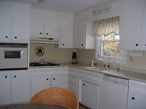 21 Michigan Road Worcester, MA 01606 - Photo 4 of 18 Gallery Image 4
