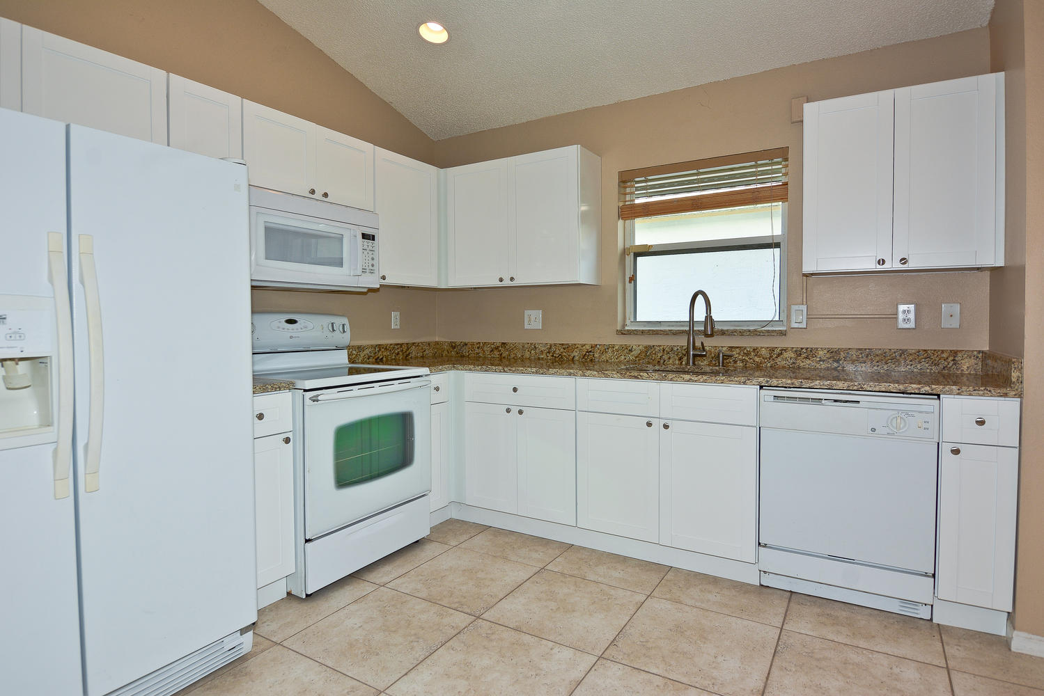 1761 Barnstable Road Wellington, FL 33414 - Photo 7 of 30 1761 Barnstable Rd Wellington-large-008-