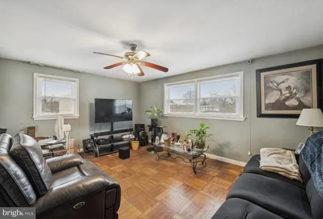 $199,900 | 1301 Burton Avenue, Sharon Hill, PA 19079