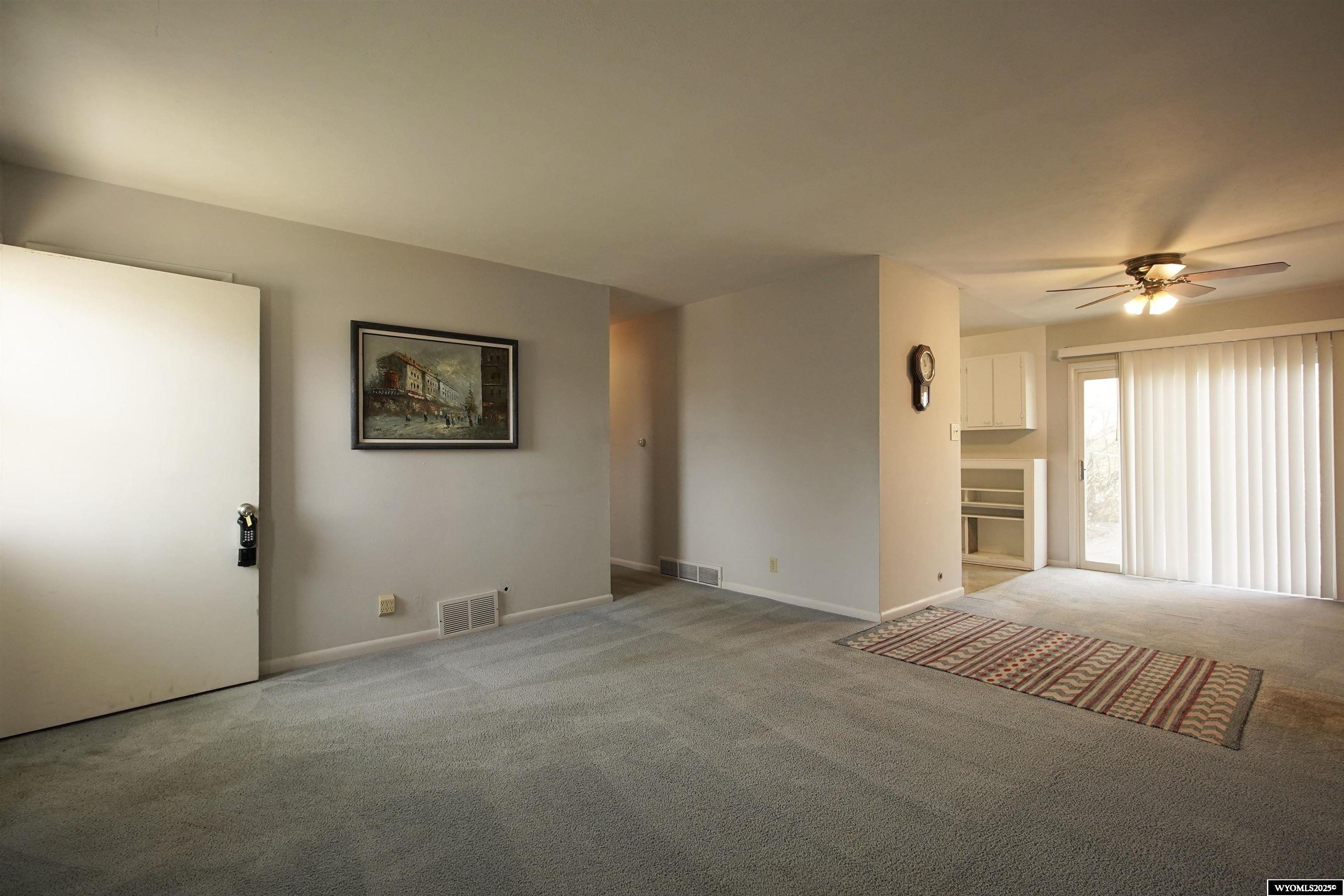 1604 South Elk Street Casper, WY 82601 - Photo 11 of 44