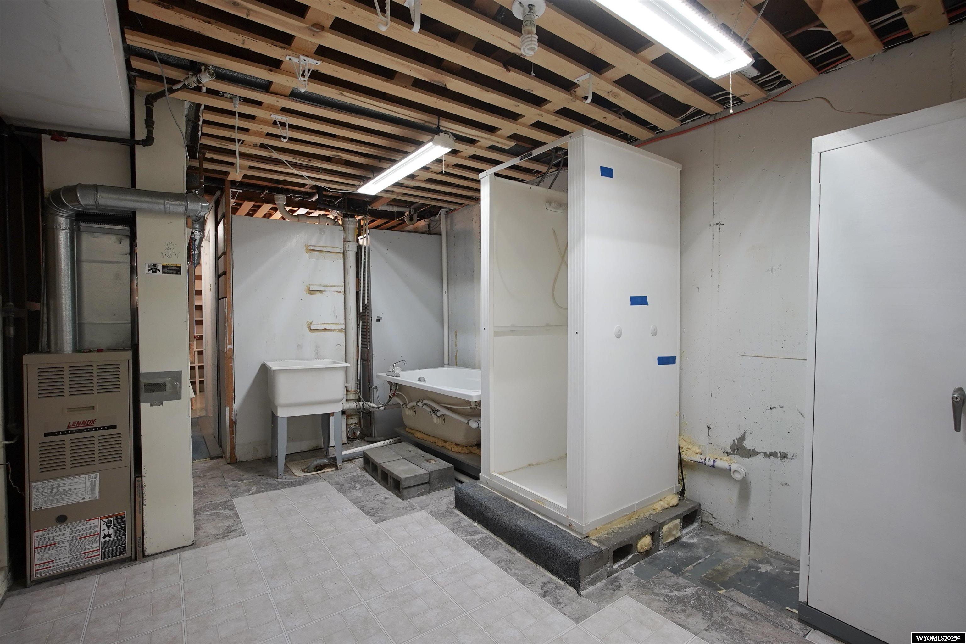 1604 South Elk Street Casper, WY 82601 - Photo 29 of 44