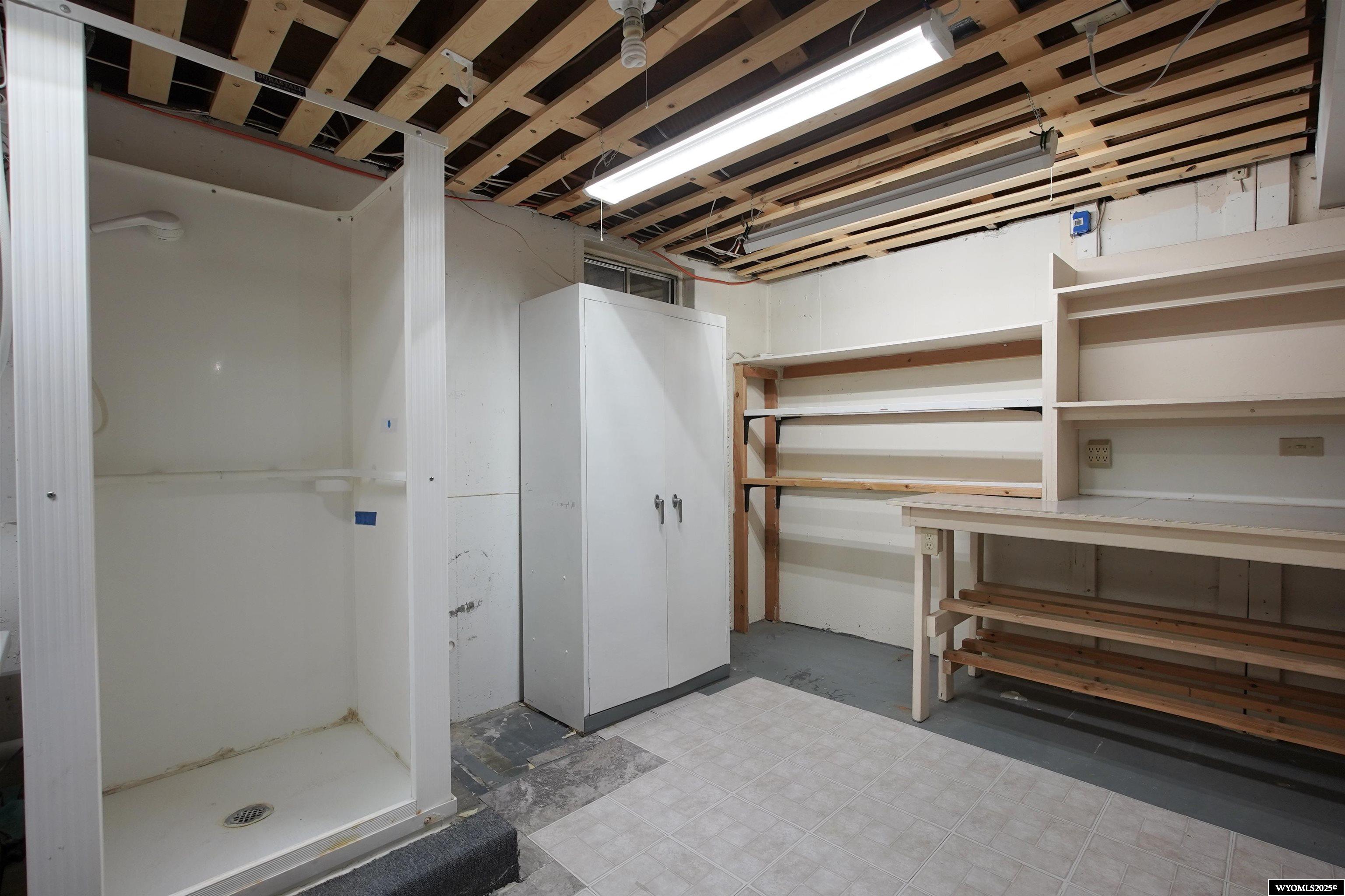 1604 South Elk Street Casper, WY 82601 - Photo 31 of 44