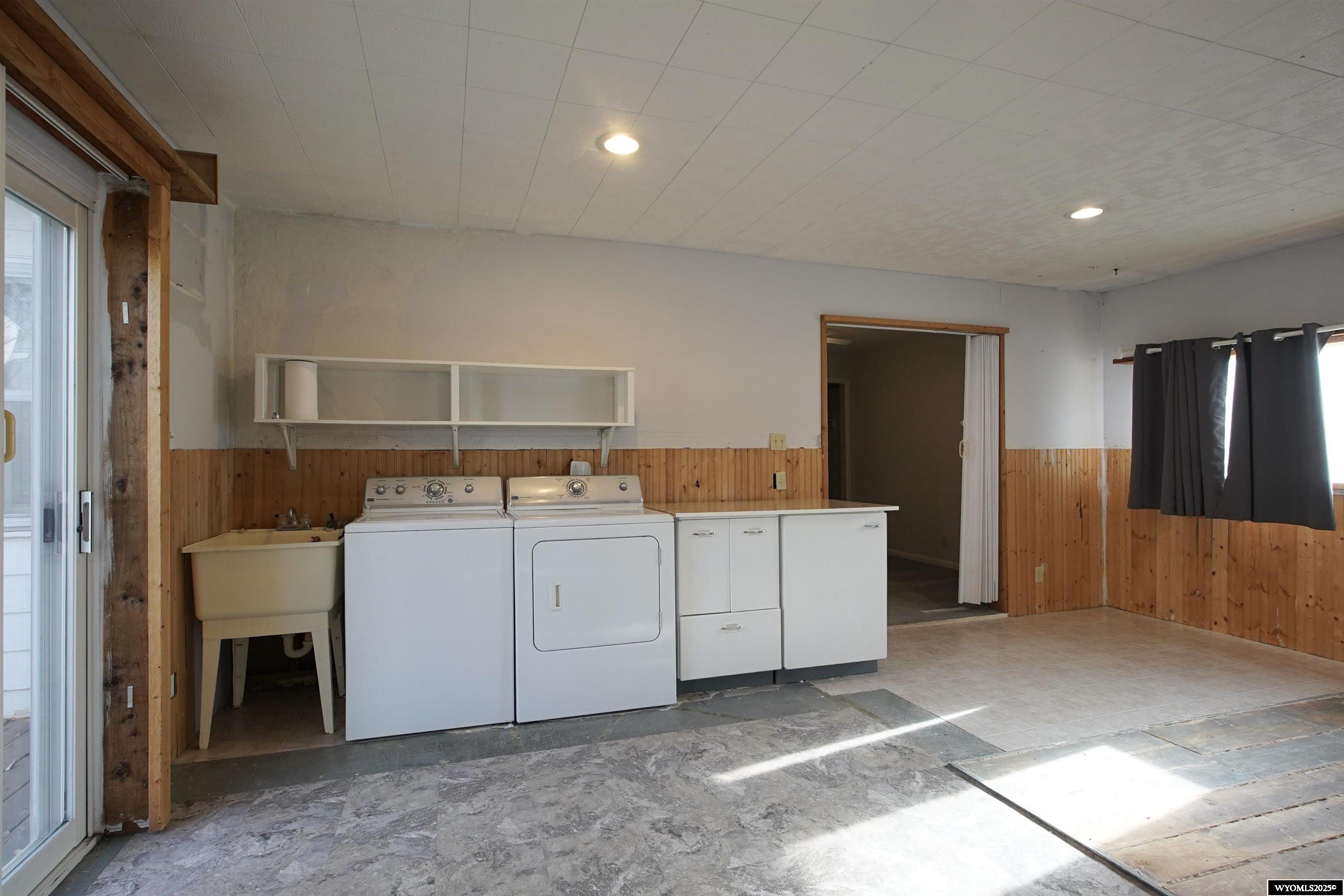 1604 South Elk Street Casper, WY 82601 - Photo 35 of 44