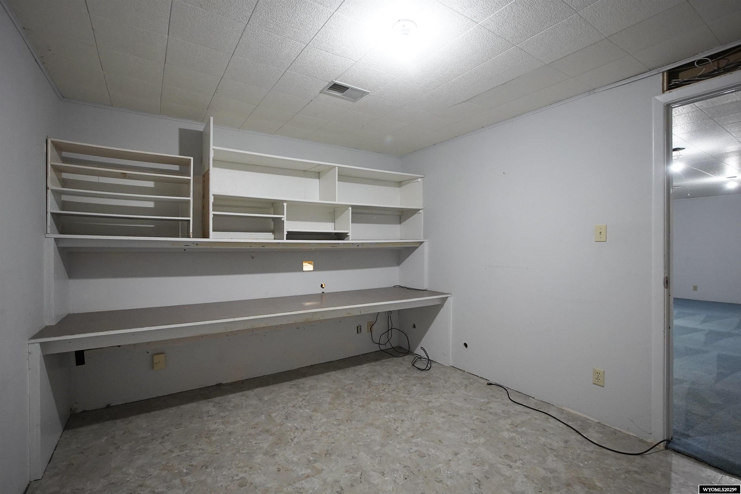 1604 South Elk Street Casper, WY 82601 - Photo 40 of 44