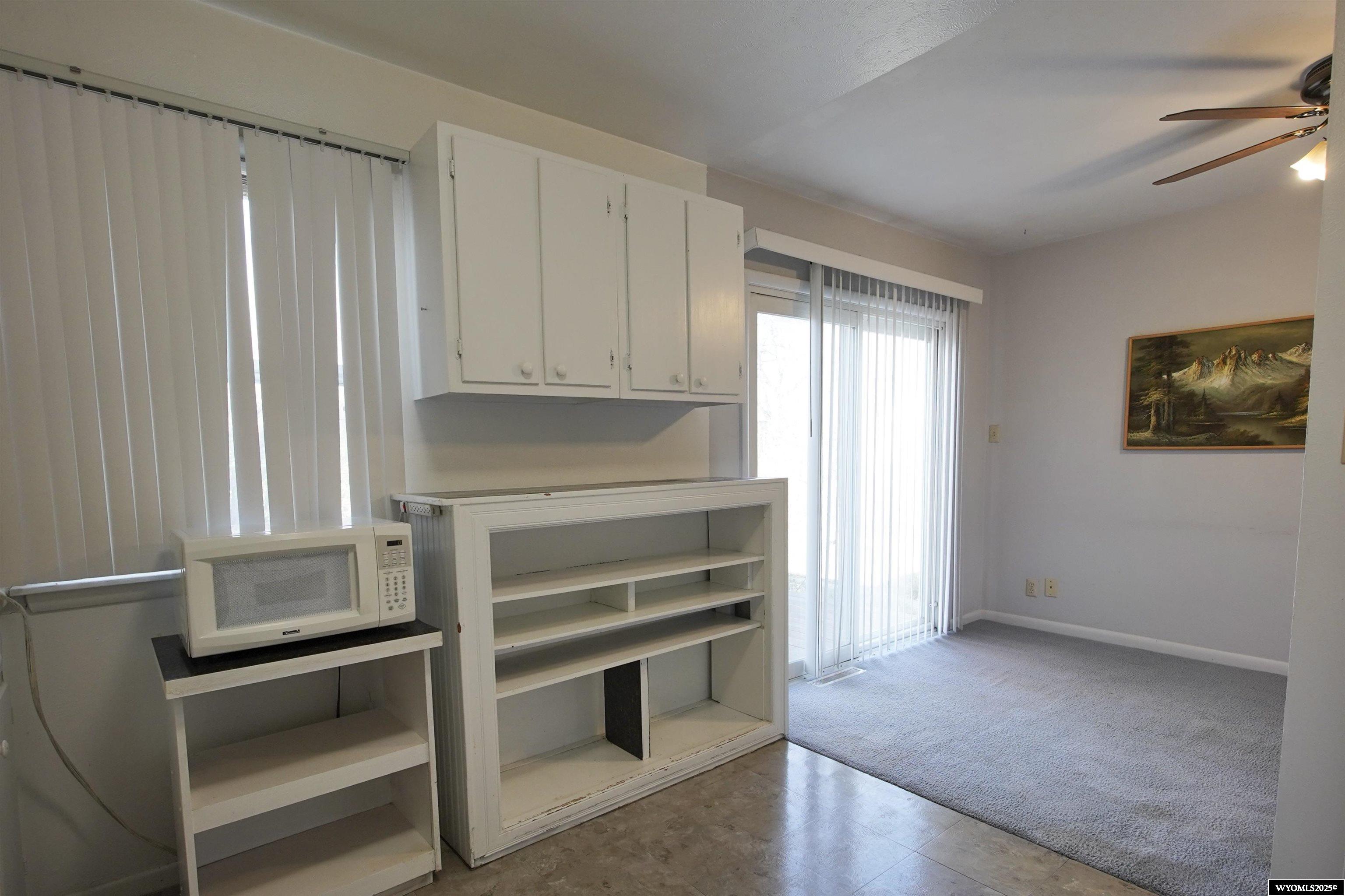 1604 South Elk Street Casper, WY 82601 - Photo 5 of 44