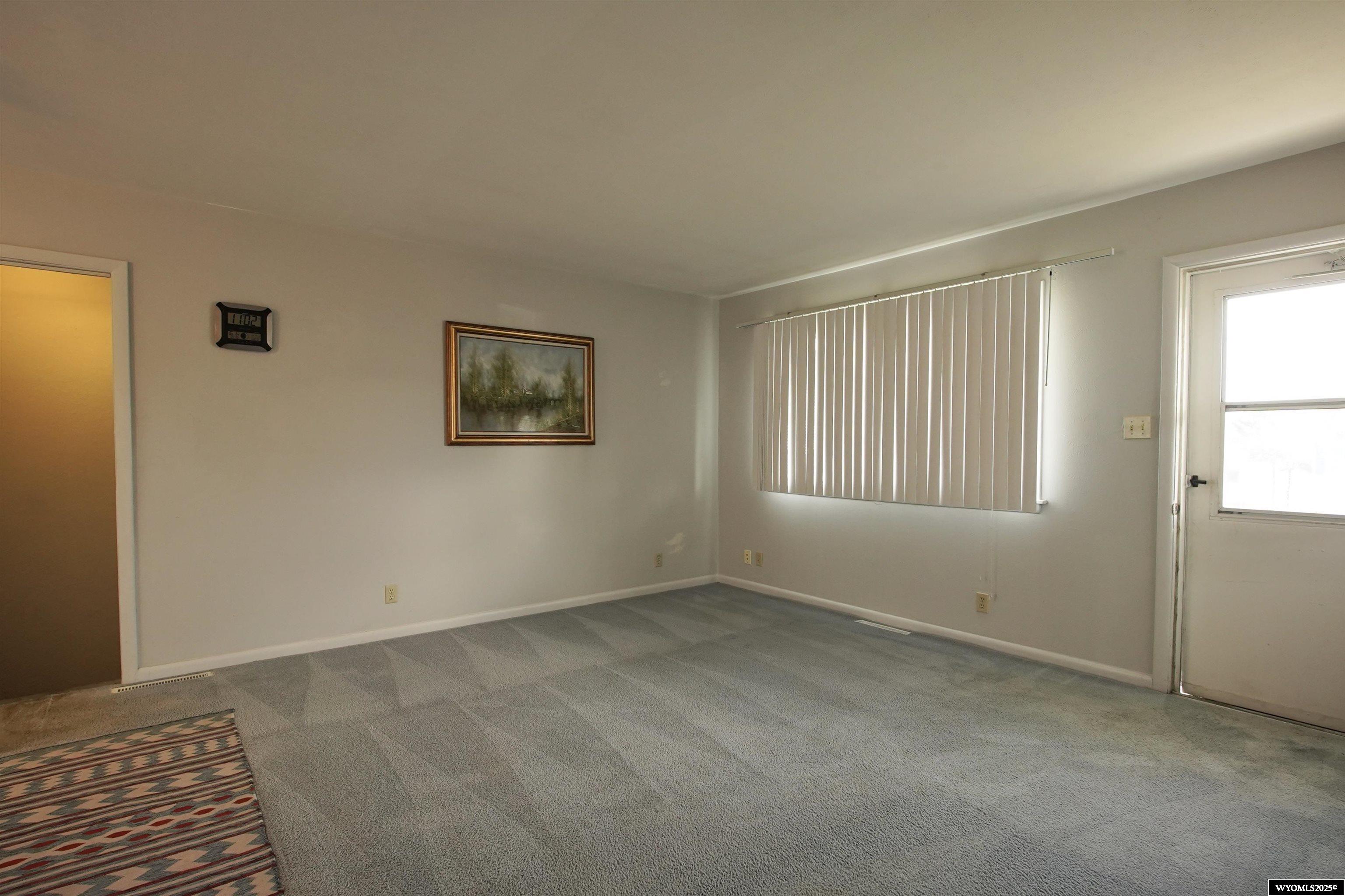 1604 South Elk Street Casper, WY 82601 - Photo 9 of 44