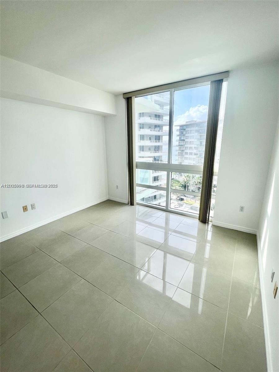218 Southeast 14th Street, Unit 903 Miami, FL 33131 - Photo 14 of 25