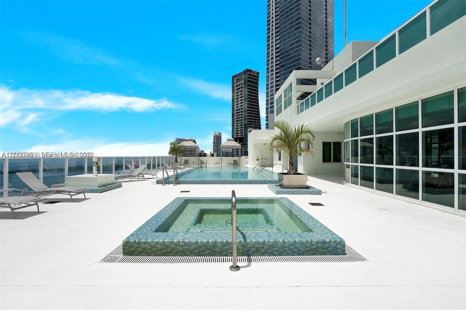 218 Southeast 14th Street, Unit 903 Miami, FL 33131 - Photo 19 of 25