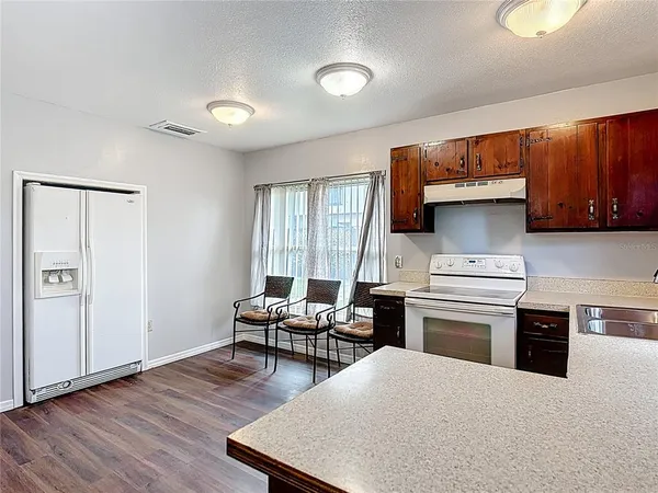 $1,500 | 571 Hunter Circle, Kissimmee, FL 34758