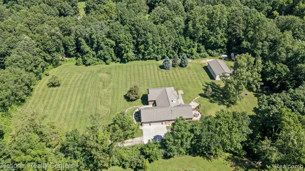 10180 Hadley Road Clarkston, MI 48348 - Photo 49 of 54