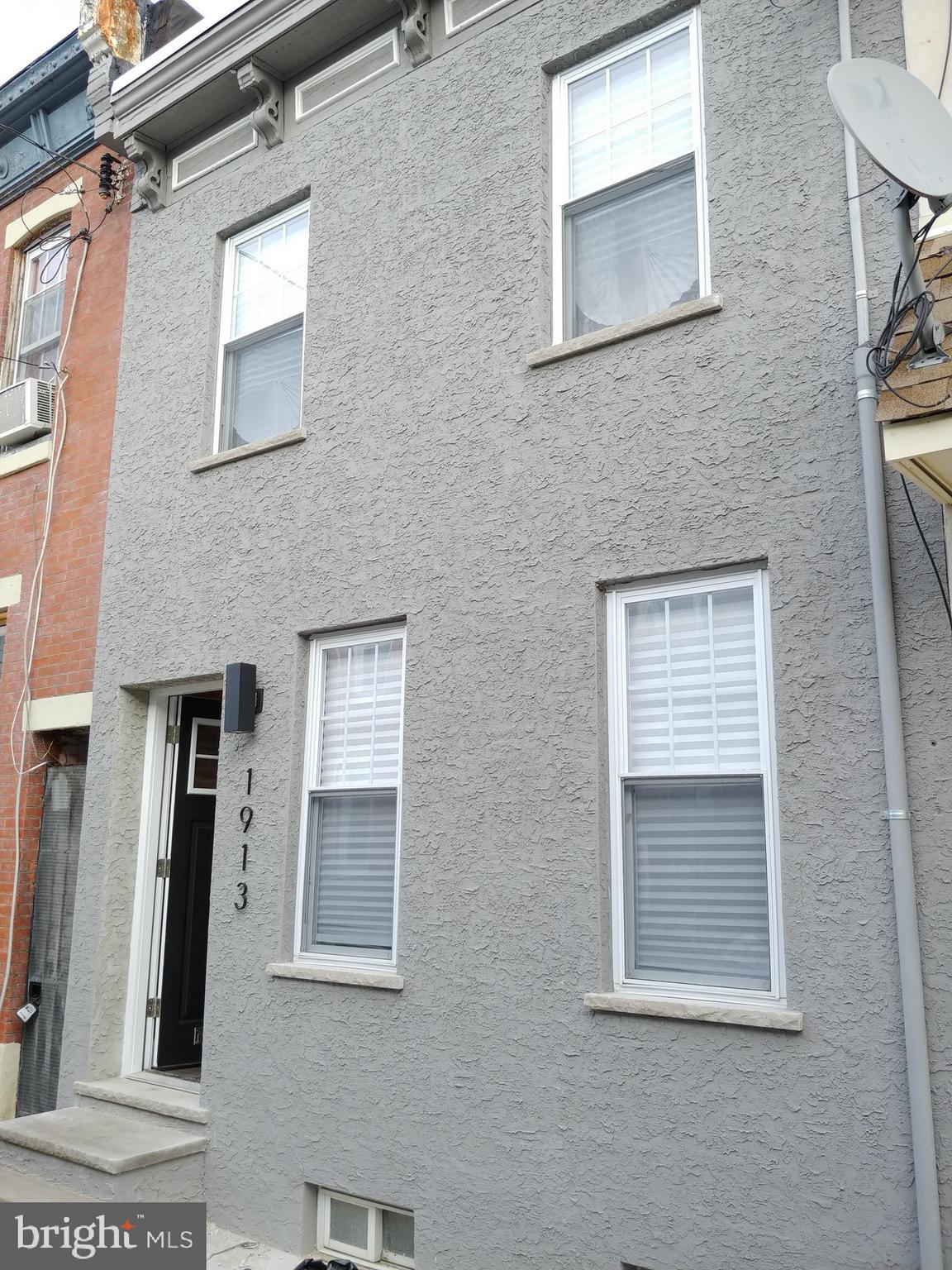 1913 Mutter Street Philadelphia, PA 19122 - Photo 2 of 20 Gallery Image 2