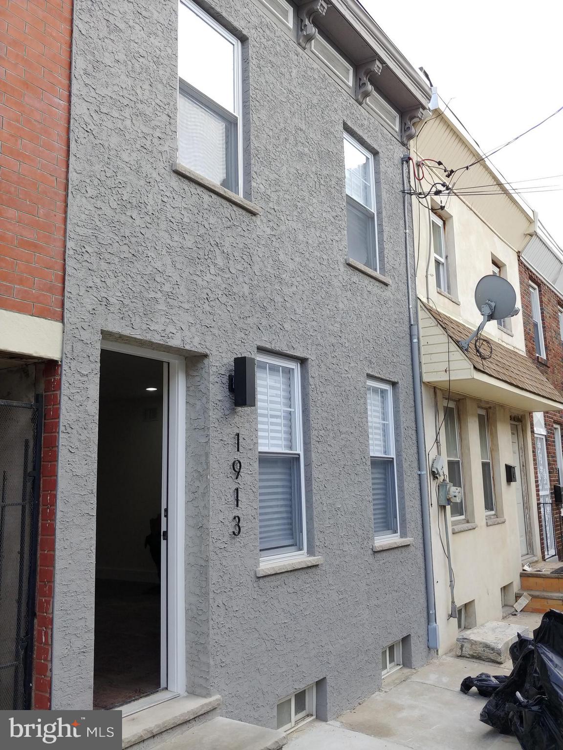 1913 Mutter Street Philadelphia, PA 19122 - Photo 3 of 20 Gallery Image 3