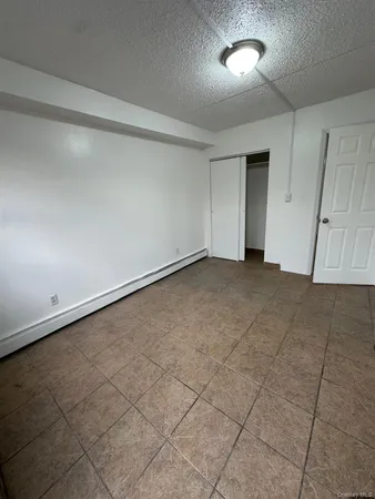 $3,100 | 5611 Clover Place, Unit 402 | Glendale
