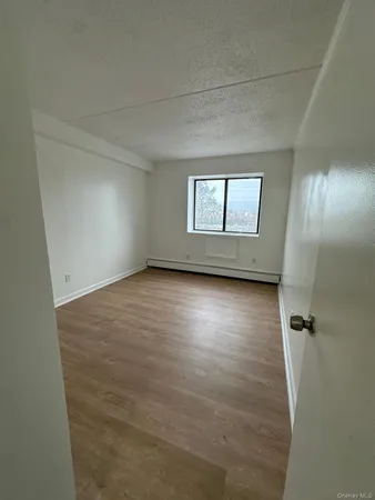 $3,100 | 5611 Clover Place, Unit 402 | Glendale