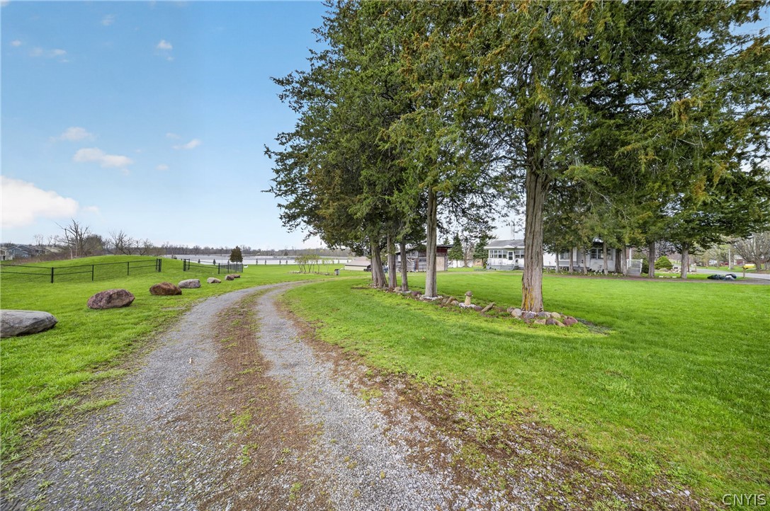 6272 Island Road Cicero, NY 13039 - Photo 6 of 50