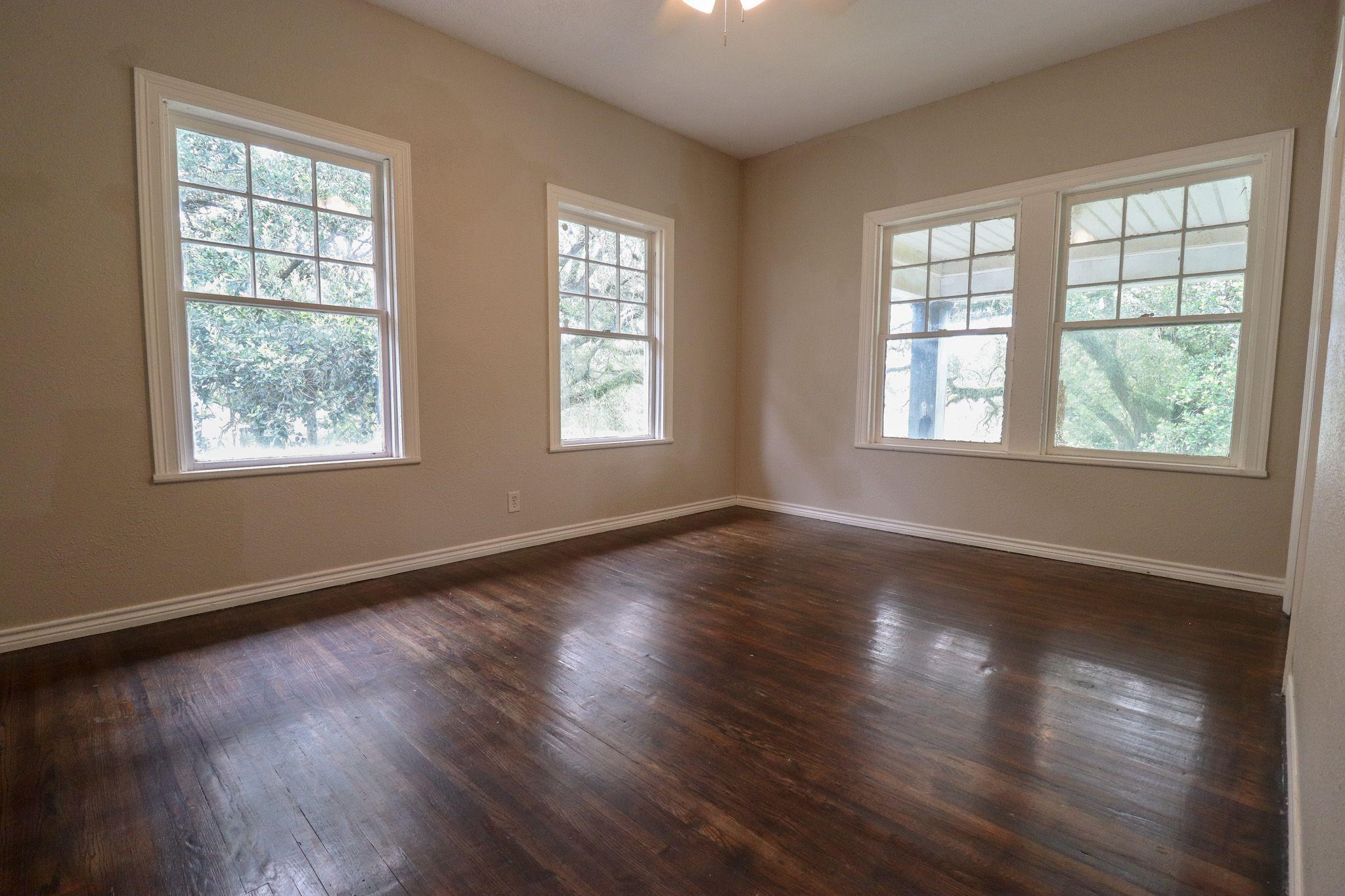 2350 Pecos Street Beaumont, TX 77702 - Photo 32 of 35