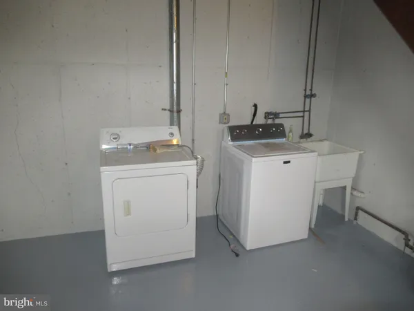 $2,700 | 436 Coates Street, Bridgeport, PA 19405