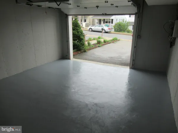 $2,700 | 436 Coates Street, Bridgeport, PA 19405