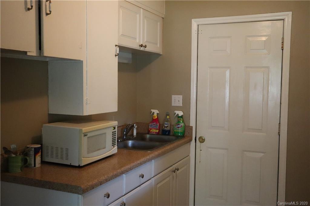 592 Hartness Road Statesville, NC 28677 - Photo 5 of 12 Gallery Image 5
