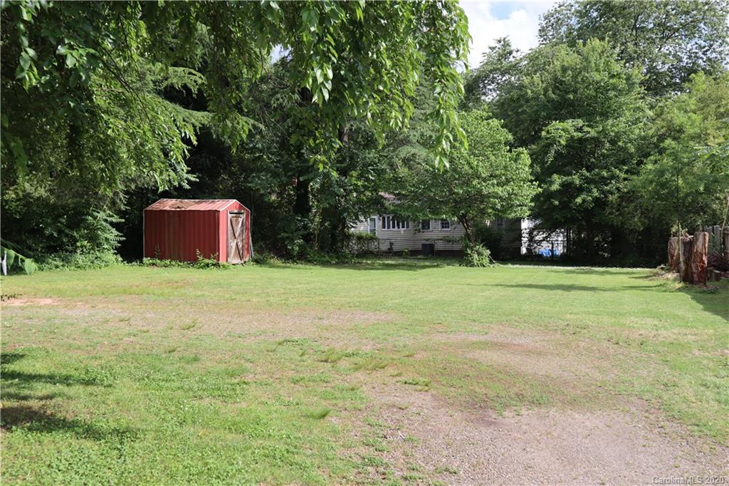 592 Hartness Road Statesville, NC 28677 - Photo 10 of 12 Gallery Image 10