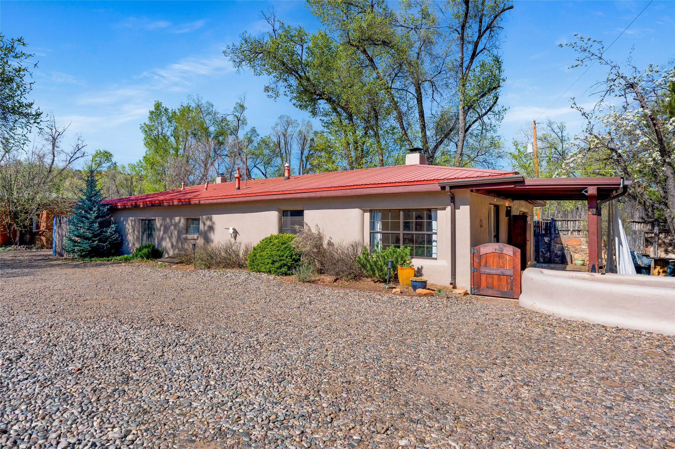 1402 Bishops Lodge Road, Unit A Santa Fe, NM 87506 - Photo 2 of 40 Front View