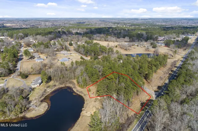 $69,900 | 1 Magnolia Drive, Petal, MS 39465