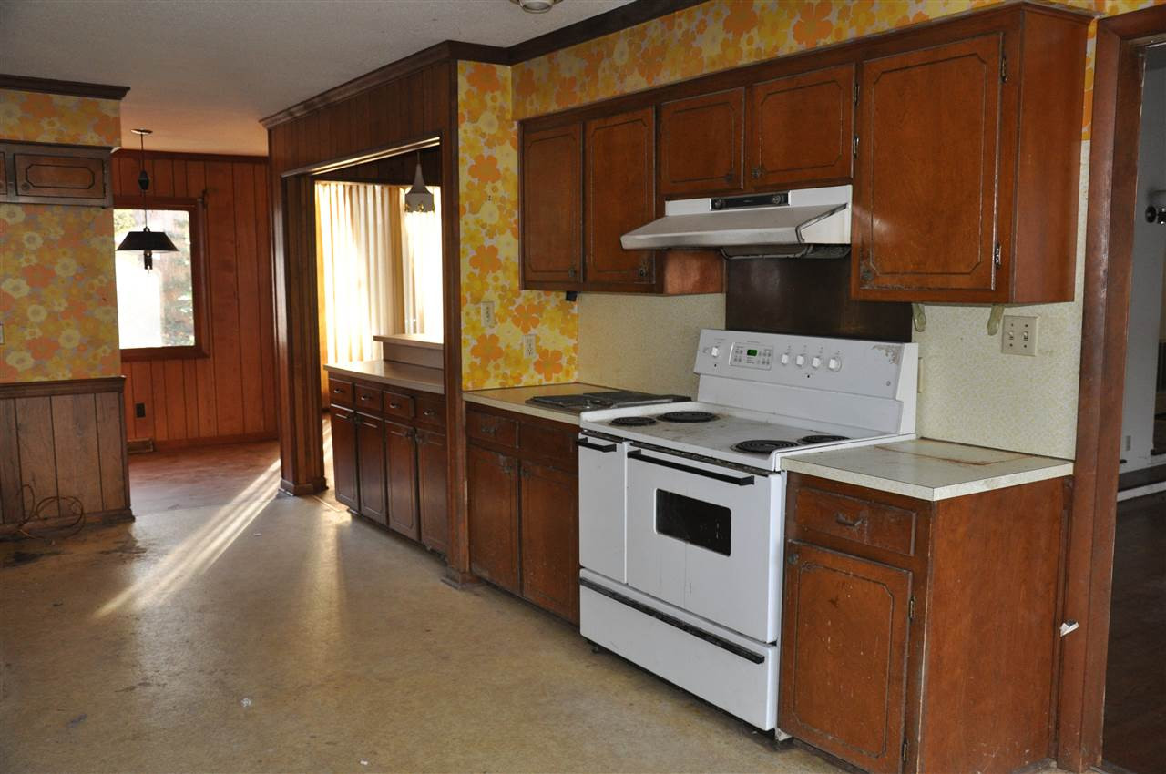 1200 Bancroft Street Raleigh, NC 27612 - Photo 7 of 16 Huge kitchen, ready for its make-over! Bring it on!! Kitchen