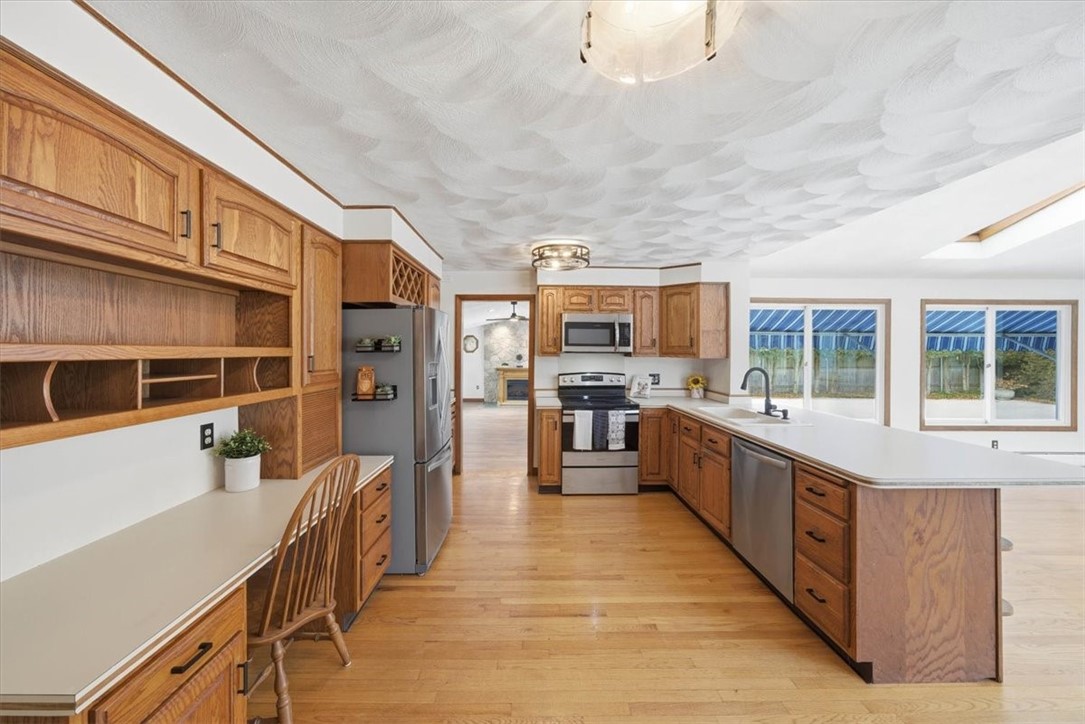 8 Meadow Lane Coventry, RI 02816 - Photo 13 of 45